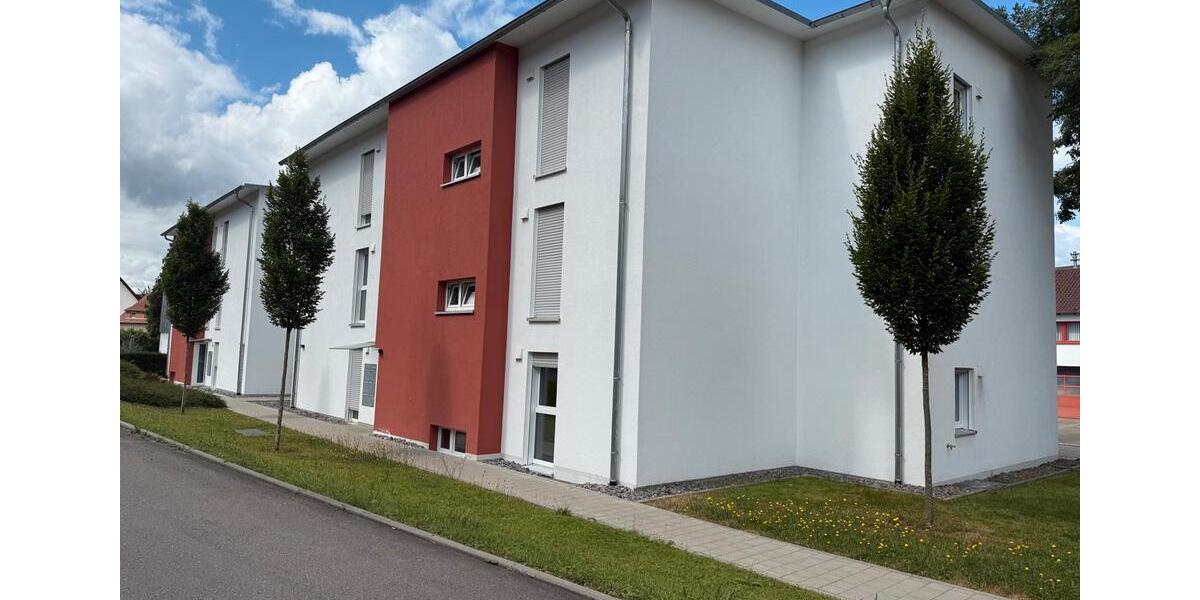 Erdgeschoßwohnung Dunningen - 3.5 Zimmer, 84 m&sup2;, 810&euro; | Angebot:25857978