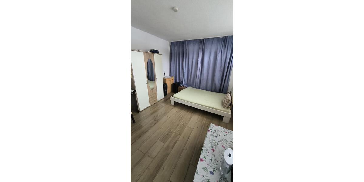 Etagenwohnung Villingen-Schwenningen Schwenningen - 3 Zimmer, 19 m&sup2;, 270&euro; | Angebot:25632681