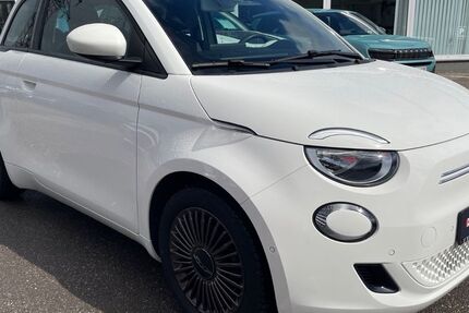 Fiat 500e 62.253 km 14.000 &euro; Villingen-Schwenningen 78052