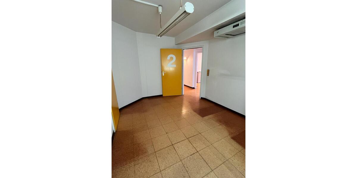 Etagenwohnung Oberndorf am Neckar - 4 Zimmer, 125 m&sup2;, 190.000&euro; | Angebot:25521305