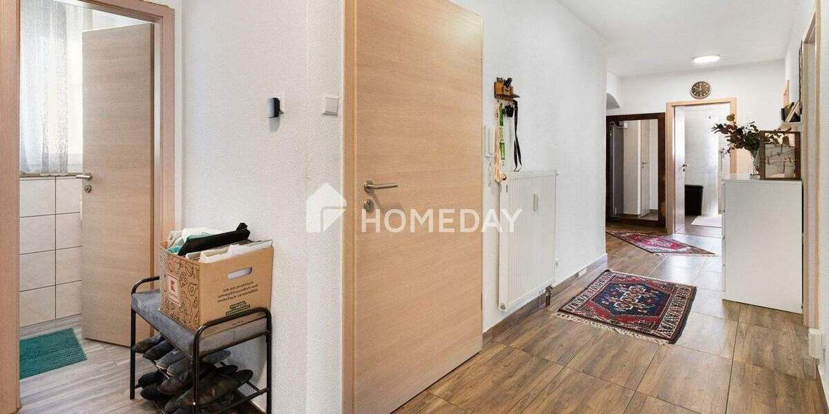 Mehrfamilienhaus, Wohnhaus Dunningen - 9 Zimmer, 240 m&sup2;, 1.180.000&euro; | Angebot:25685641