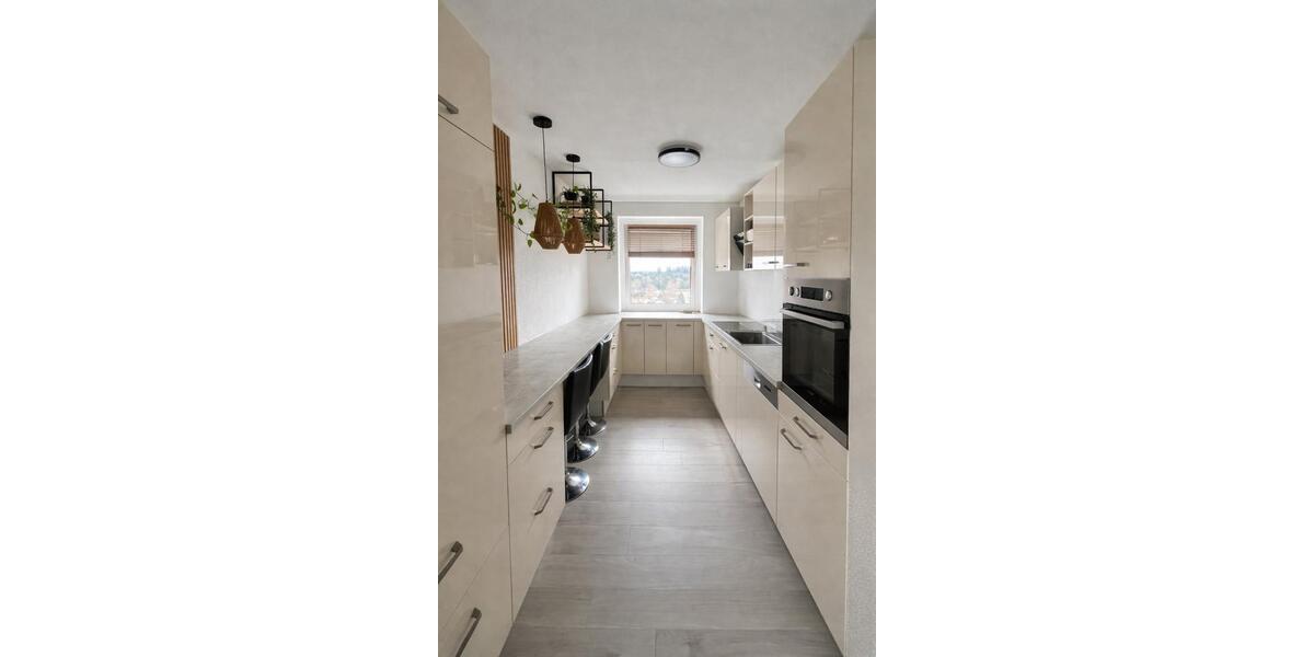 Etagenwohnung Villingen-Schwenningen Schwenningen - 3.5 Zimmer, 95 m&sup2;, 300.000&euro; | Angebot:25994631