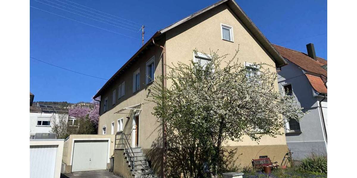 Etagenwohnung Spaichingen - 3 Zimmer, 92 m&sup2;, 170.000&euro; | Angebot:26285864