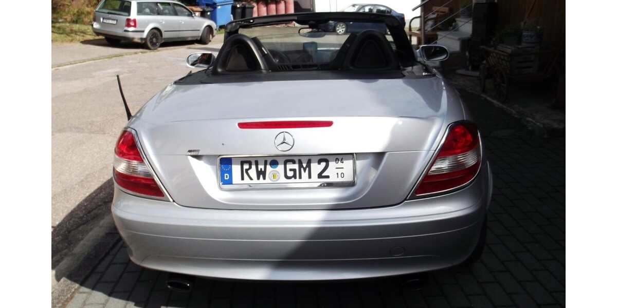 Mercedes-Benz SLK 299.999 km 5.500 &euro; Fluorn-Winzeln 78737