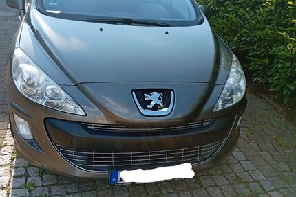 Peugeot 308 148.000 km 2.850 &euro; Donaueschingen 78166