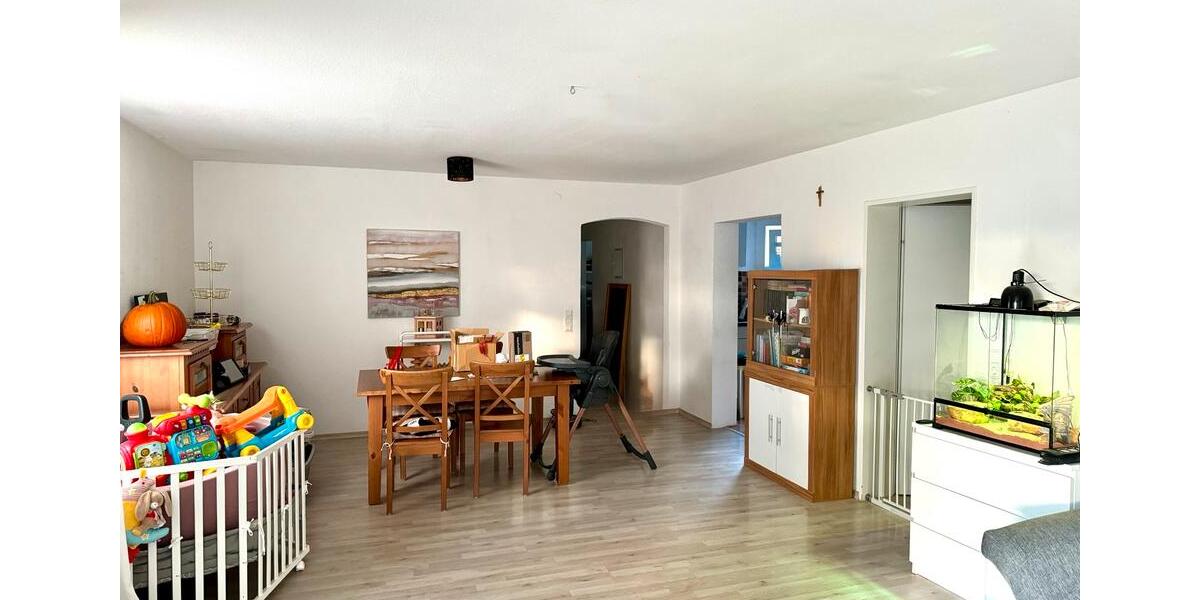 Erdgeschoßwohnung Tuttlingen - 4.5 Zimmer, 102 m&sup2;, 255.000&euro; | Angebot:26960671