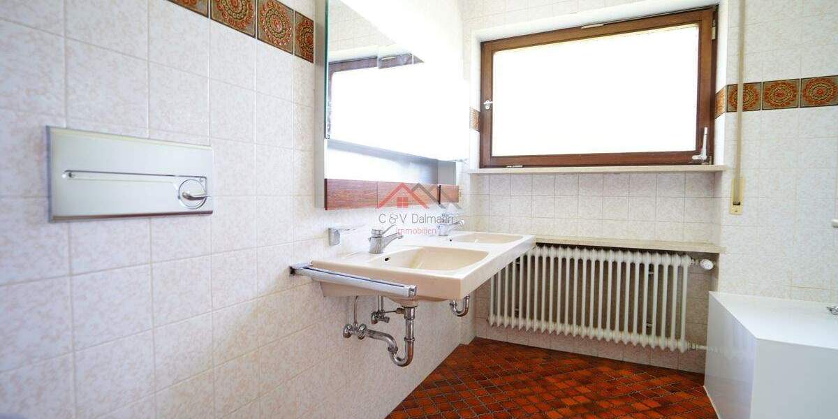 Bungalow Tuttlingen - 9 Zimmer, 206 m&sup2;, 520.000&euro; | Angebot:25667759