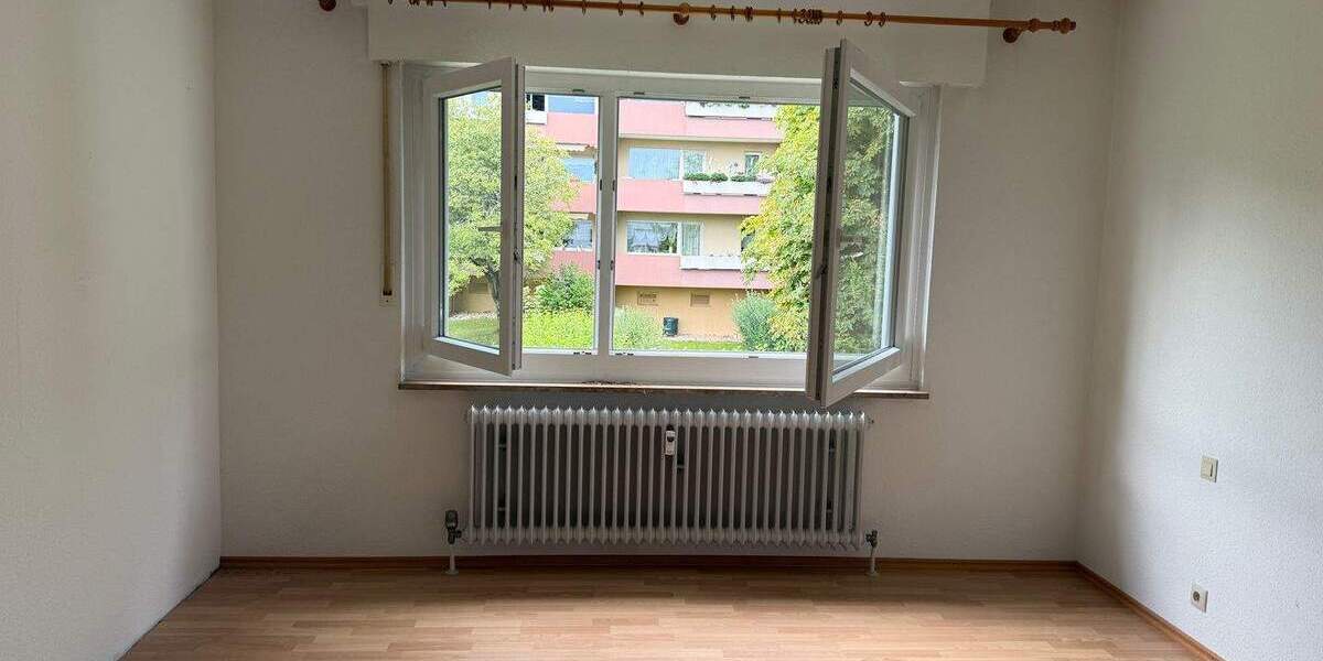 Etagenwohnung Sankt Georgen im Schwarzwald Stadtgebiet - 3 Zimmer, 85 m&sup2;, 153.000&euro; | Angebot:25674228