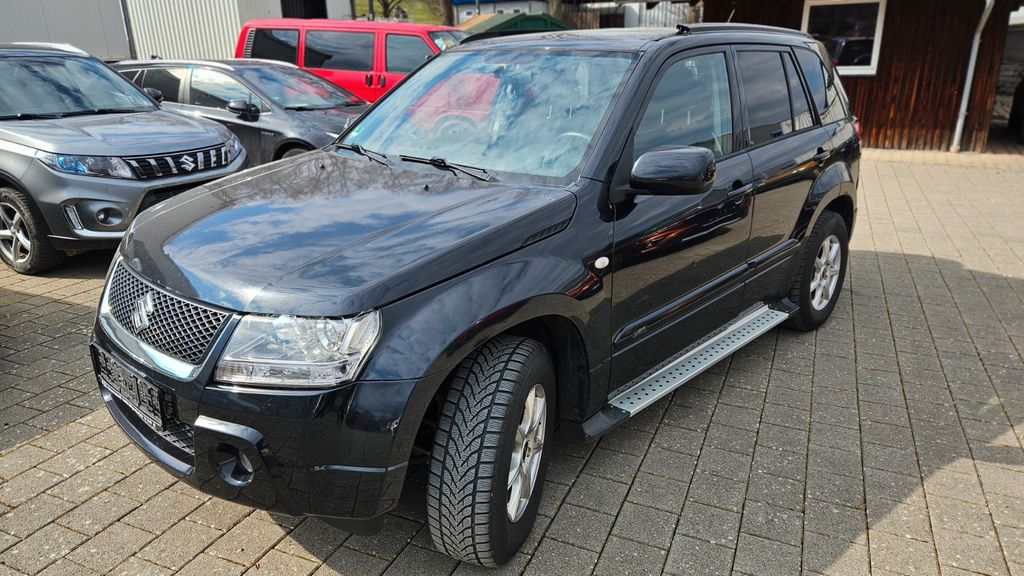 Suzuki Grand Vitara 195.000 km 4.700 &euro; Seitingen-Oberflacht 78606