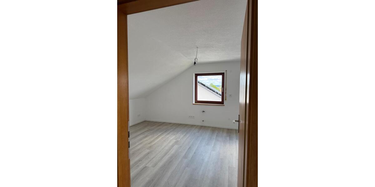 Etagenwohnung Villingendorf - 3 Zimmer, 85 m&sup2;, 750&euro; | Angebot:24831890