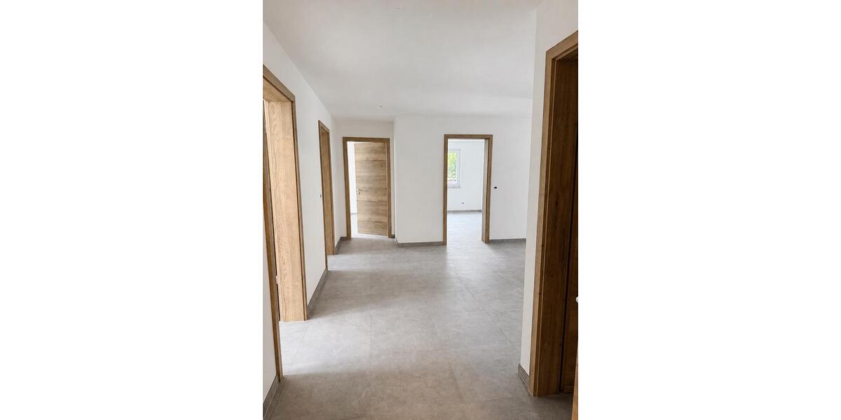 Etagenwohnung Dunningen - 4 Zimmer, 113 m&sup2;, 420.000&euro; | Angebot:27266566