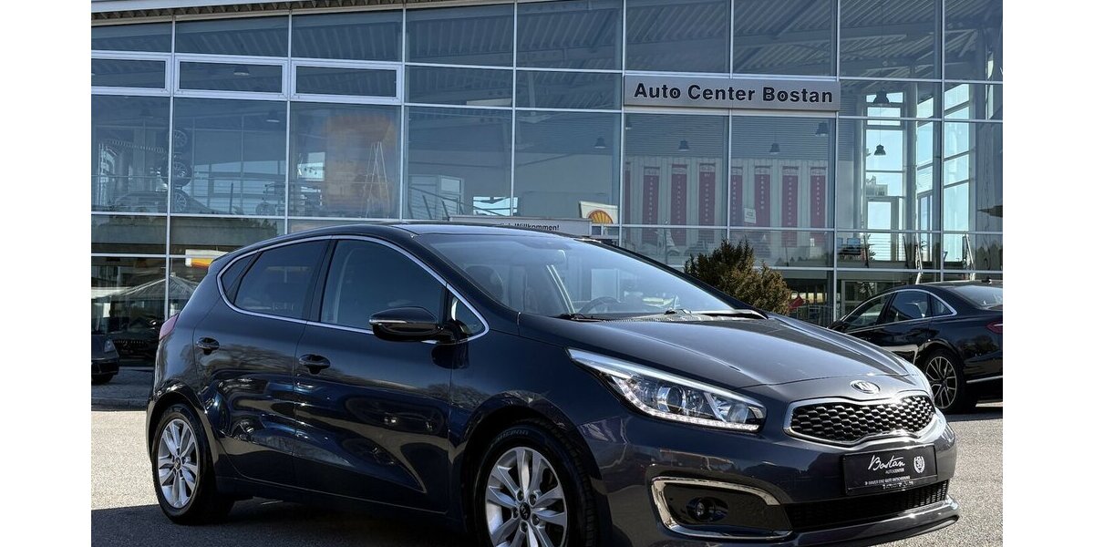 Kia Ceed 1.6 Spirit NAVI/KAMERA/CARPLAY/SITZHEIZUNG 94.202 km 12.900 &euro; Villingen-Schwenningen 78054
