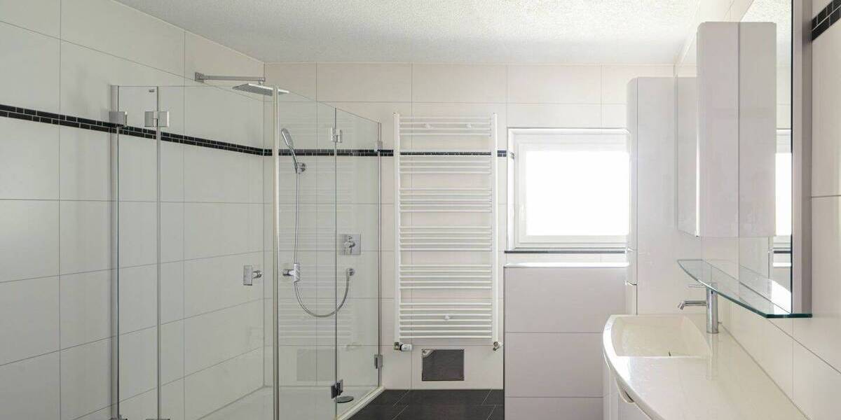 Einfamilienhaus Tuttlingen - 6 Zimmer, 201 m&sup2;, 845.000&euro; | Angebot:25984334