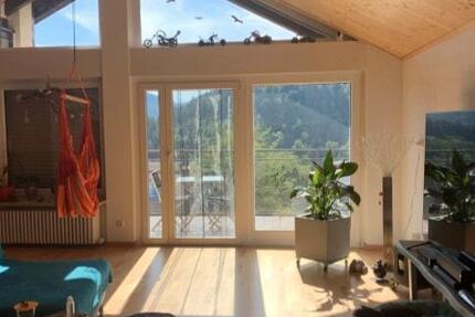 Wohnung Schiltach - 4 Zimmer, 109 m&sup2;, 1.250&euro; | Angebot:26019835