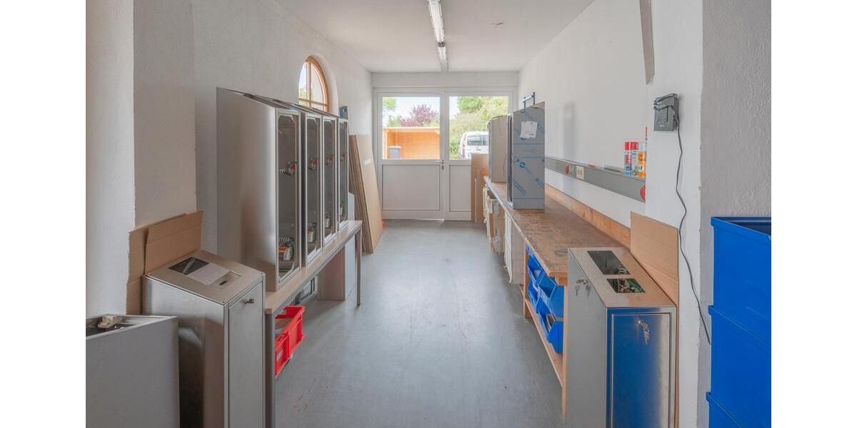 Gewerbeobjekt Villingen-Schwenningen Schwenningen - 3.934&euro; | Angebot:22041343