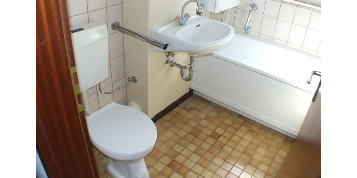 Mehrfamilienhaus, Wohnhaus Immendingen - 18 Zimmer, 311 m&sup2;, 575.000&euro; | Angebot:26932581