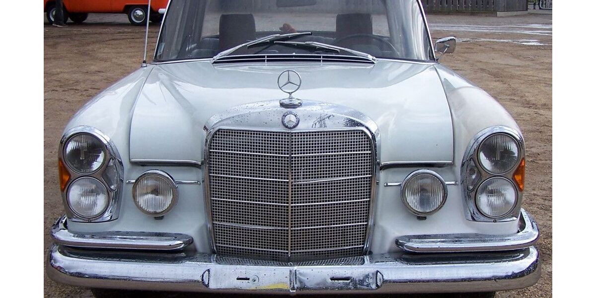 Mercedes-Benz 230 150.000 km 6.400 &euro; Mönchweiler 78087