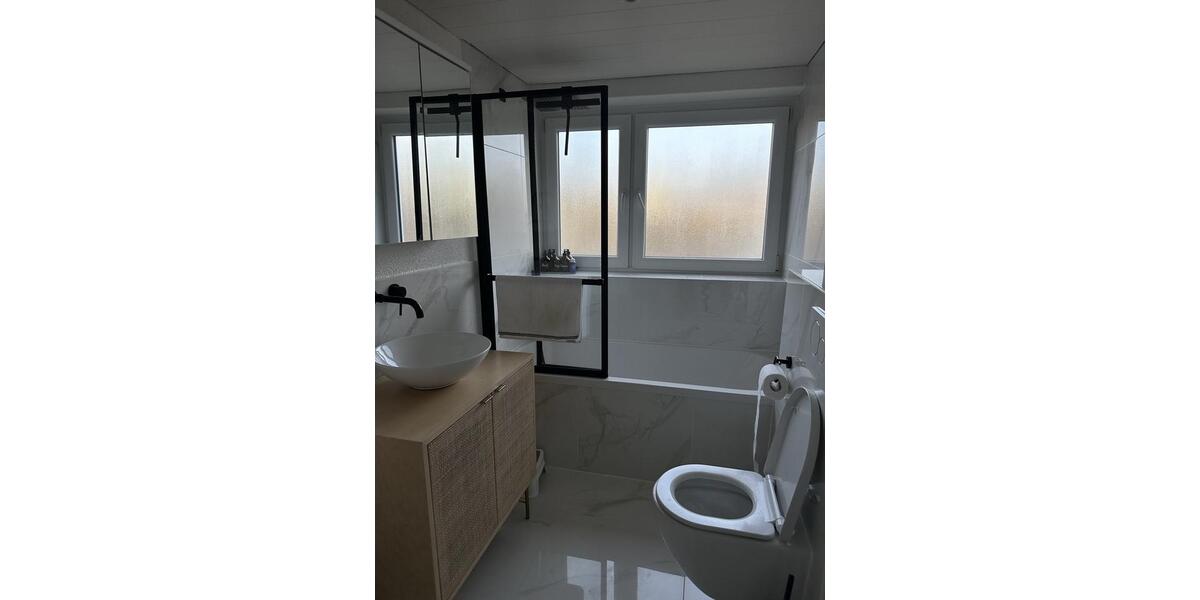 Einfamilienhaus Villingen-Schwenningen Schwenningen - 3.5 Zimmer, 90 m&sup2;, 320.000&euro; | Angebot:25791681