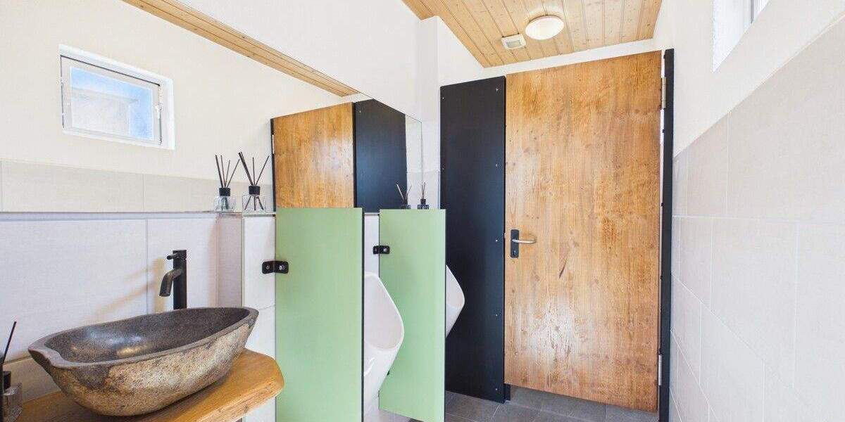 Mehrfamilienhaus, Wohnhaus Rottweil Hochwald - 1 Zimmer, 200 m&sup2;, 695.000&euro; | Angebot:25897861