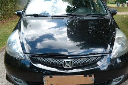 Honda Jazz 150.000 km 3.300 &euro; Tuttlingen 78532