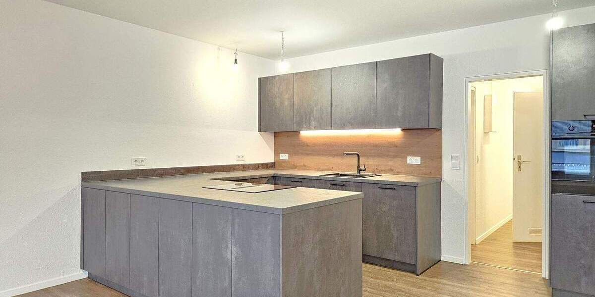 Etagenwohnung Villingen-Schwenningen Villingen - 2 Zimmer, 96 m&sup2;, 900&euro; | Angebot:26768318