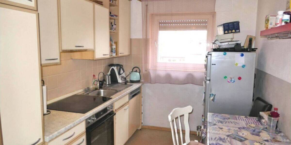 Etagenwohnung Trossingen - 4 Zimmer, 100 m&sup2;, 170.000&euro; | Angebot:25670858