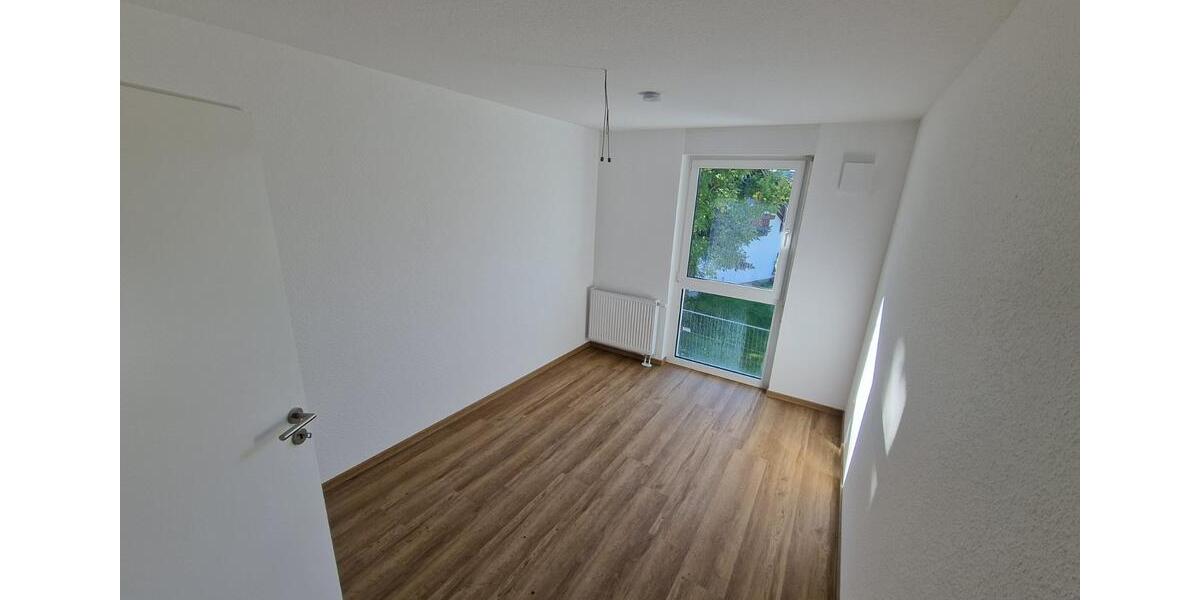 Reihenhaus Oberndorf am Neckar - 4 Zimmer, 132 m&sup2;, 1.500&euro; | Angebot:23555092