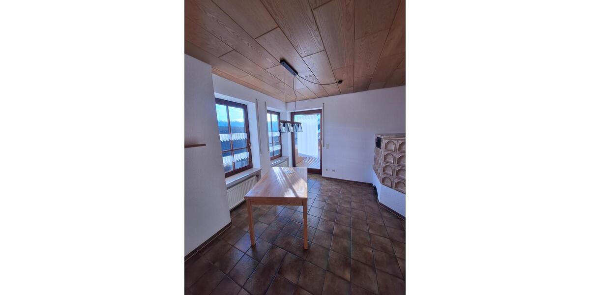 Erdgeschoßwohnung Tuttlingen - 3 Zimmer, 105 m&sup2;, 1.000&euro; | Angebot:25430717