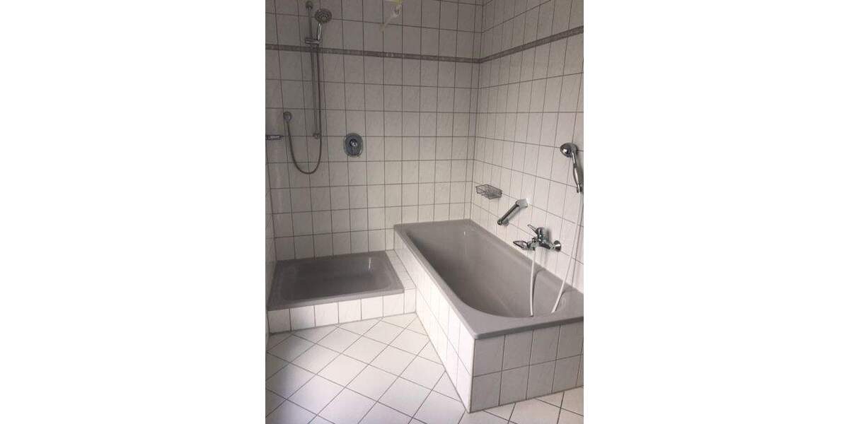 Etagenwohnung Trossingen - 3 Zimmer, 85 m&sup2;, 890&euro; | Angebot:25747334