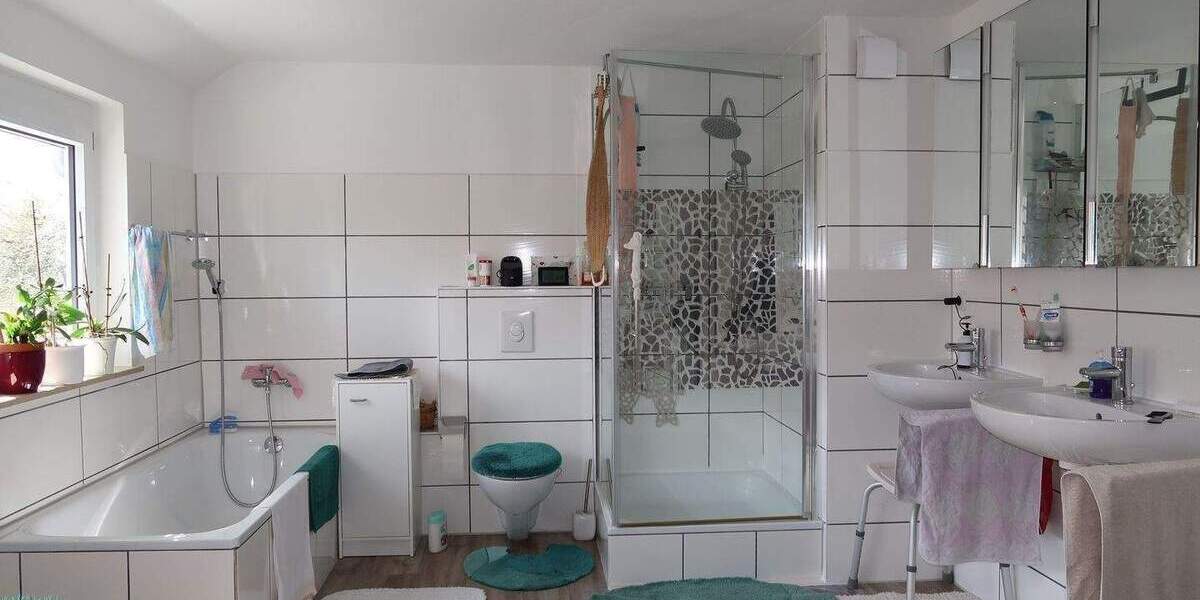 Reihenmittelhaus Tuttlingen - 3 Zimmer, 120 m&sup2;, 385.900&euro; | Angebot:25863002