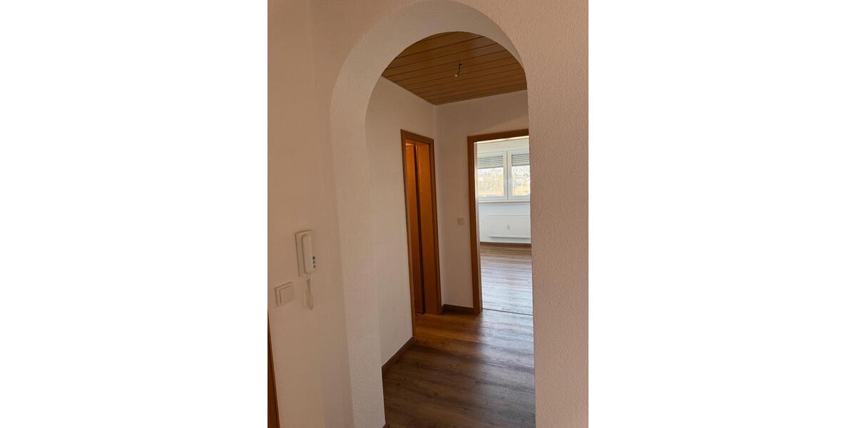 Dachgeschoßwohnung Donaueschingen - 3 Zimmer, 89 m&sup2;, 950&euro; | Angebot:25843410