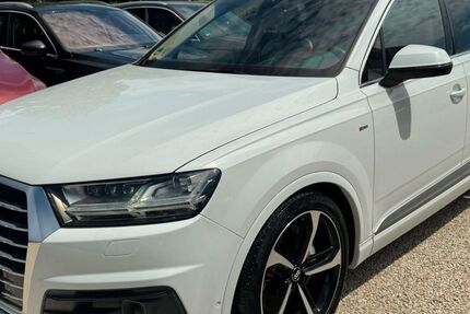 Audi Q7 159.458 km 33.900 &euro; Tuttlingen 78532