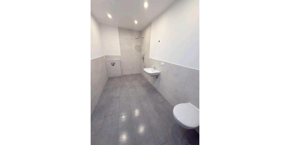 Etagenwohnung Tuttlingen - 1 Zimmer, 65 m&sup2;, 290.000&euro; | Angebot:26987251