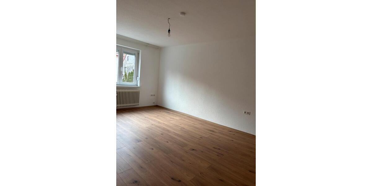 Maisonettenwohnung Trossingen - 3 Zimmer, 84 m&sup2;, 1.100&euro; | Angebot:25073992