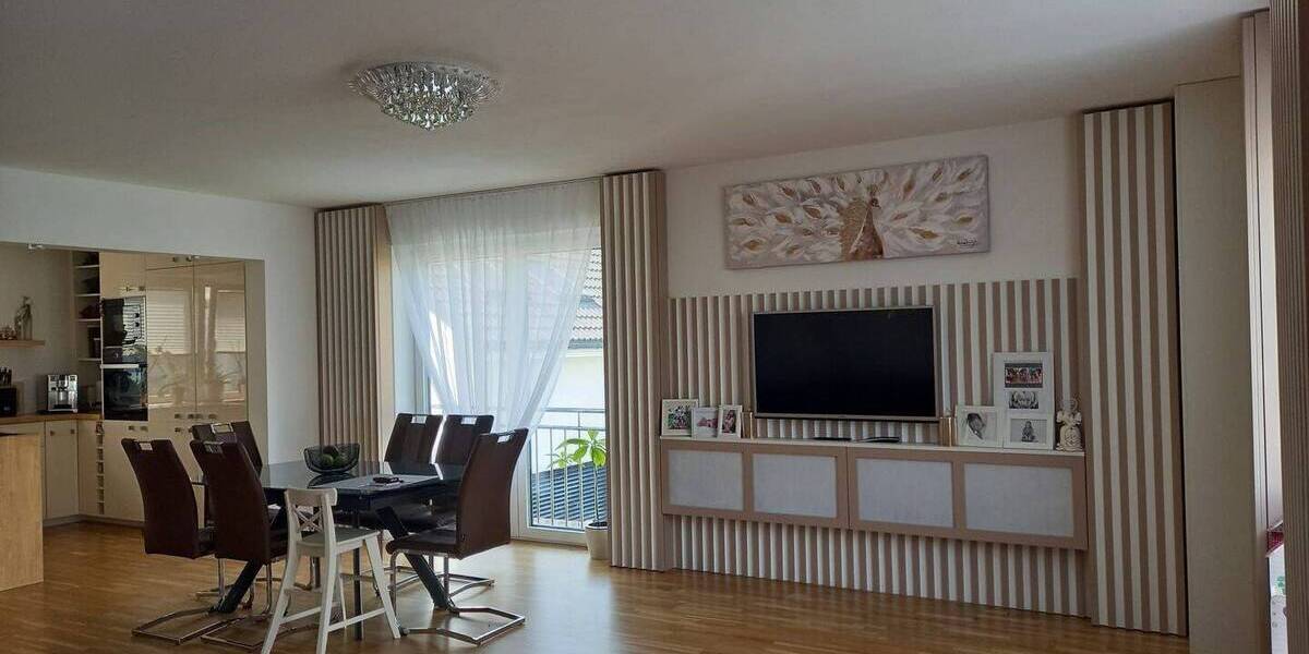 Einfamilienhaus Tuttlingen - 1 Zimmer, 215 m&sup2;, 699.500&euro; | Angebot:25736372