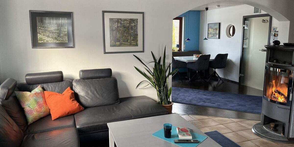 Einfamilienhaus Tuttlingen Nendingen - 8 Zimmer, 221 m&sup2;, 649.000&euro; | Angebot:25676929