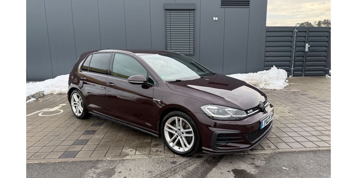 VW Golf 157.000 km 16.399 &euro; Tuttlingen 78532