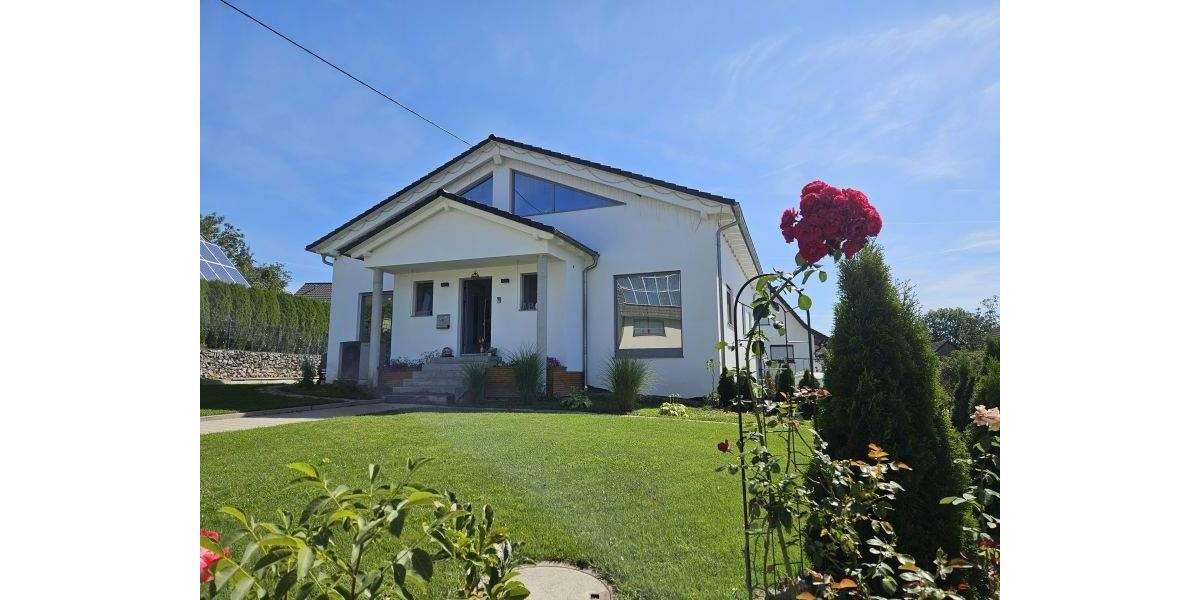 Mehrfamilienhaus, Wohnhaus Oberndorf a.N. Hochmössingen - 9 Zimmer, 283 m&sup2;, 699.000&euro; | Angebot:25778038