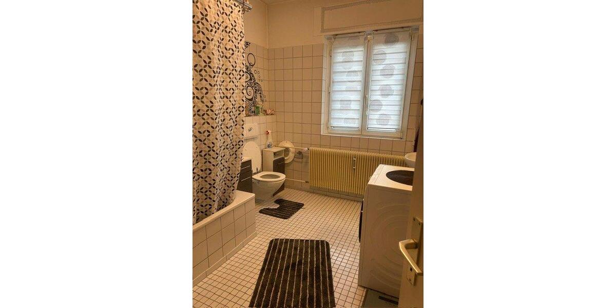 Etagenwohnung Donaueschingen - 5 Zimmer, 119 m&sup2;, 1.180&euro; | Angebot:26395533