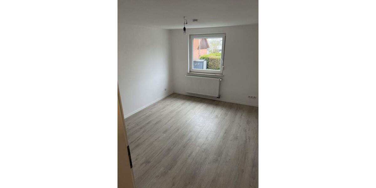 Etagenwohnung Schömberg - 3 Zimmer, 69 m&sup2;, 830&euro; | Angebot:25755927