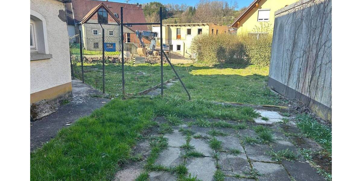 Mehrfamilienhaus, Wohnhaus Zimmern unter der Burg - 7 Zimmer, 172 m&sup2;, 195.000&euro; | Angebot:26389976