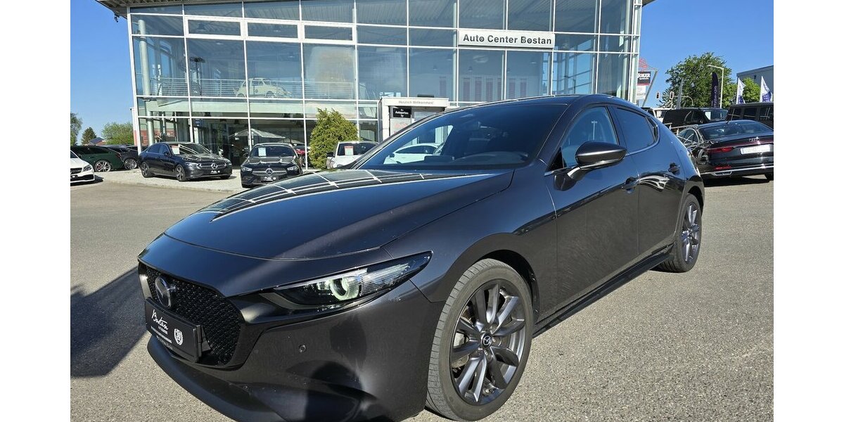 Mazda 3 EXCLUSIVE-LINE/HEAD-UP/BOSE/360°/NAVI/LED 41.985 km 23.900 &euro; Villingen-Schwenningen 78054