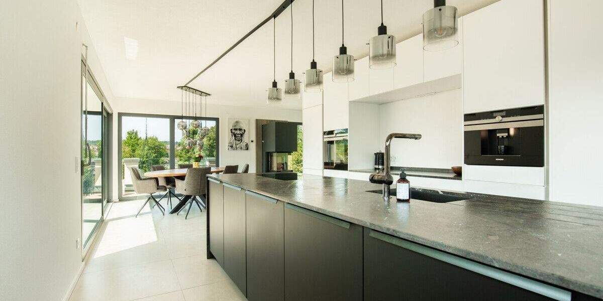 Einfamilienhaus Friedenweiler / Rötenbach Rötenbach - 7 Zimmer, 194 m&sup2;, 825.000&euro; | Angebot:25772009