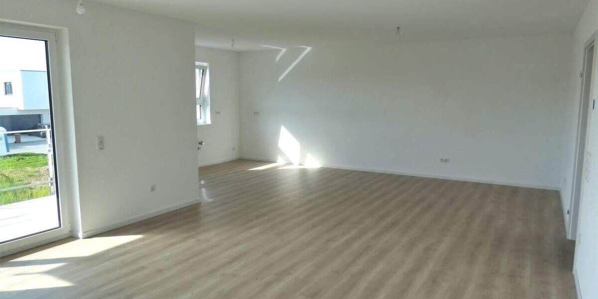 Etagenwohnung Trossingen - 3 Zimmer, 101 m&sup2;, 385.000&euro; | Angebot:25676905
