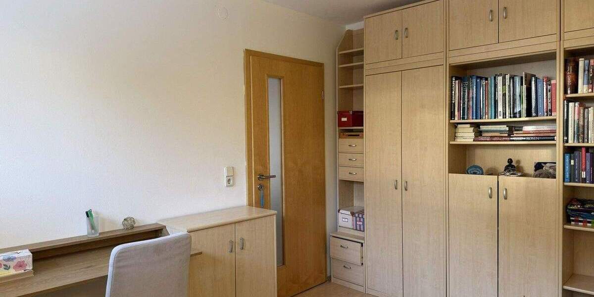 Einfamilienhaus Lenzkirch Saig - 9 Zimmer, 208 m&sup2;, 700.000&euro; | Angebot:25835773