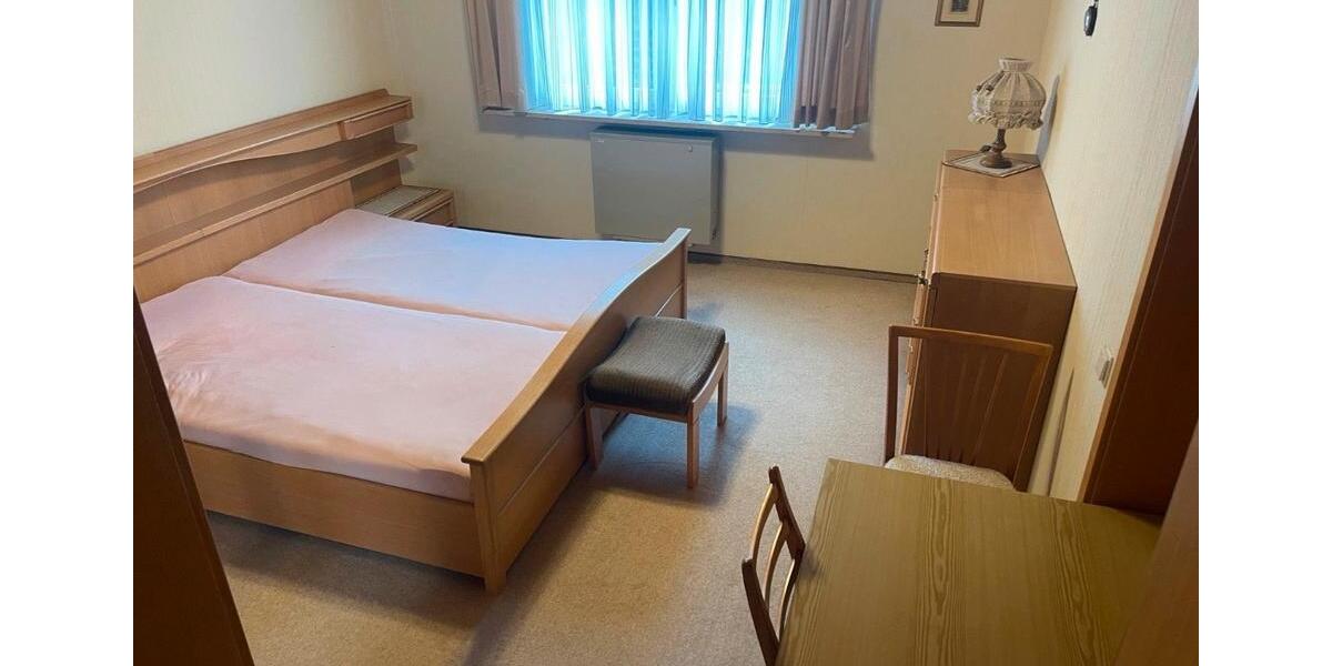 Etagenwohnung Villingen-Schwenningen Schwenningen - 1 Zimmer, 20 m&sup2;, 450&euro; | Angebot:25760649