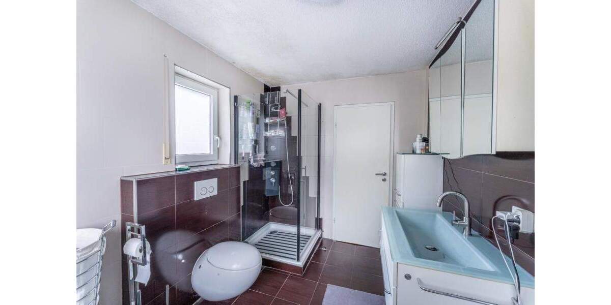 Doppelhaushälfte Villingen-Schwenningen Schwenningen - 6 Zimmer, 159 m&sup2;, 589.000&euro; | Angebot:25698701