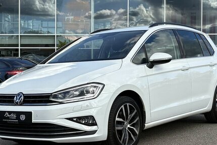 VW Golf Sportsvan VII Highline KAMERA/ACC/1.HAND 112.292 km 15.900 &euro; Villingen-Schwenningen 78054