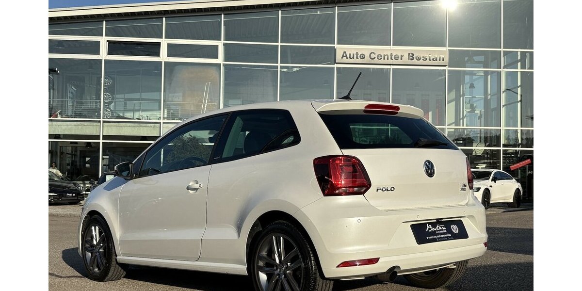 VW Polo V 1.2 TSI ALLSTAR KAMERA/PANORAMA/1.HAND 9.900 km 12.900 &euro; Villingen-Schwenningen 78054