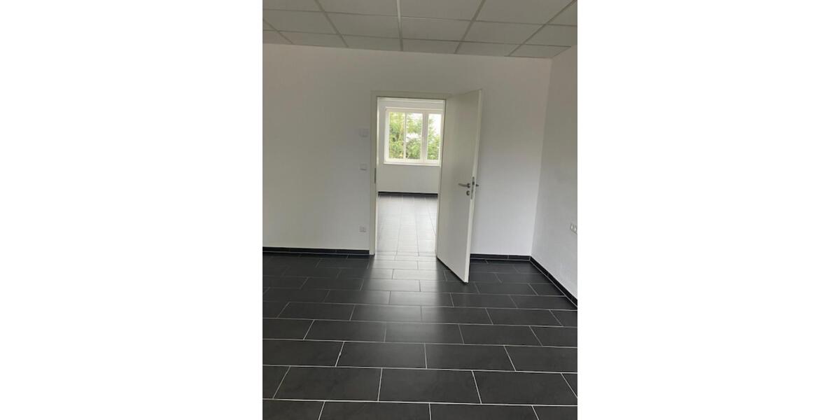 Erdgeschoßwohnung Bad Dürrheim - 2 Zimmer, 75 m&sup2;, 700&euro; | Angebot:24748955